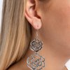 Reminiscent Rosette